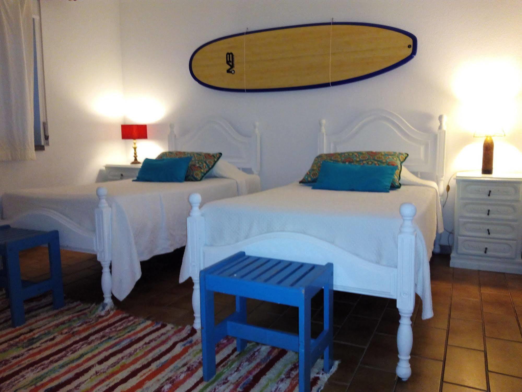 Moby Dick Lodge Malveira da Serra Extérieur photo